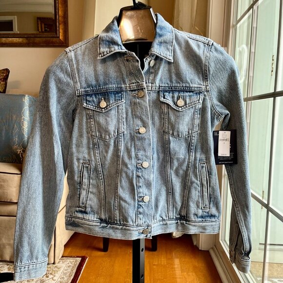 GAP Light Blue Denim Jacket - Picture 5 of 9